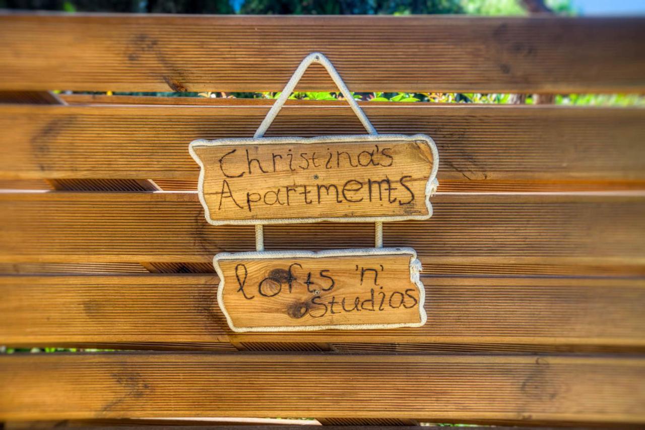 Christinas Lofts Apartment Ágios Matthaíos Екстериор снимка