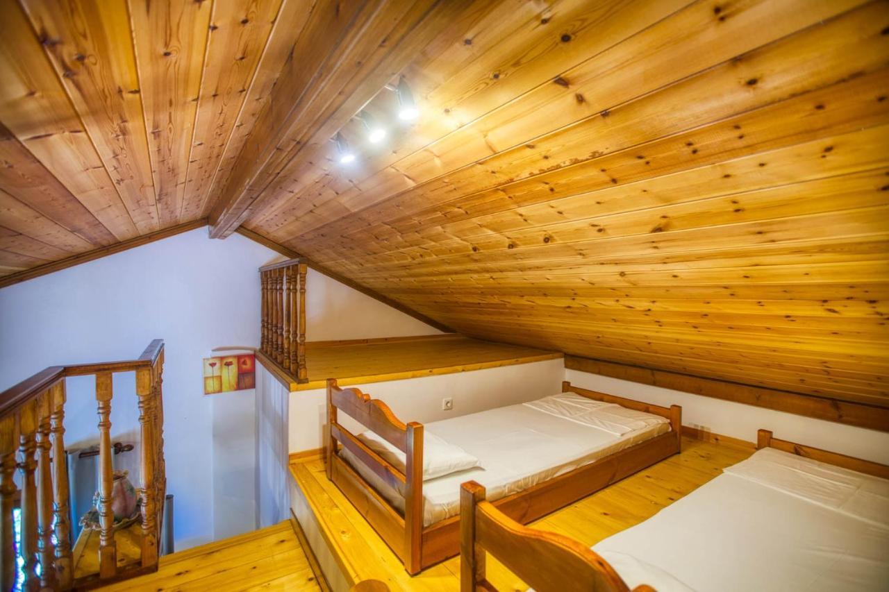 Christinas Lofts Apartment Ágios Matthaíos Екстериор снимка