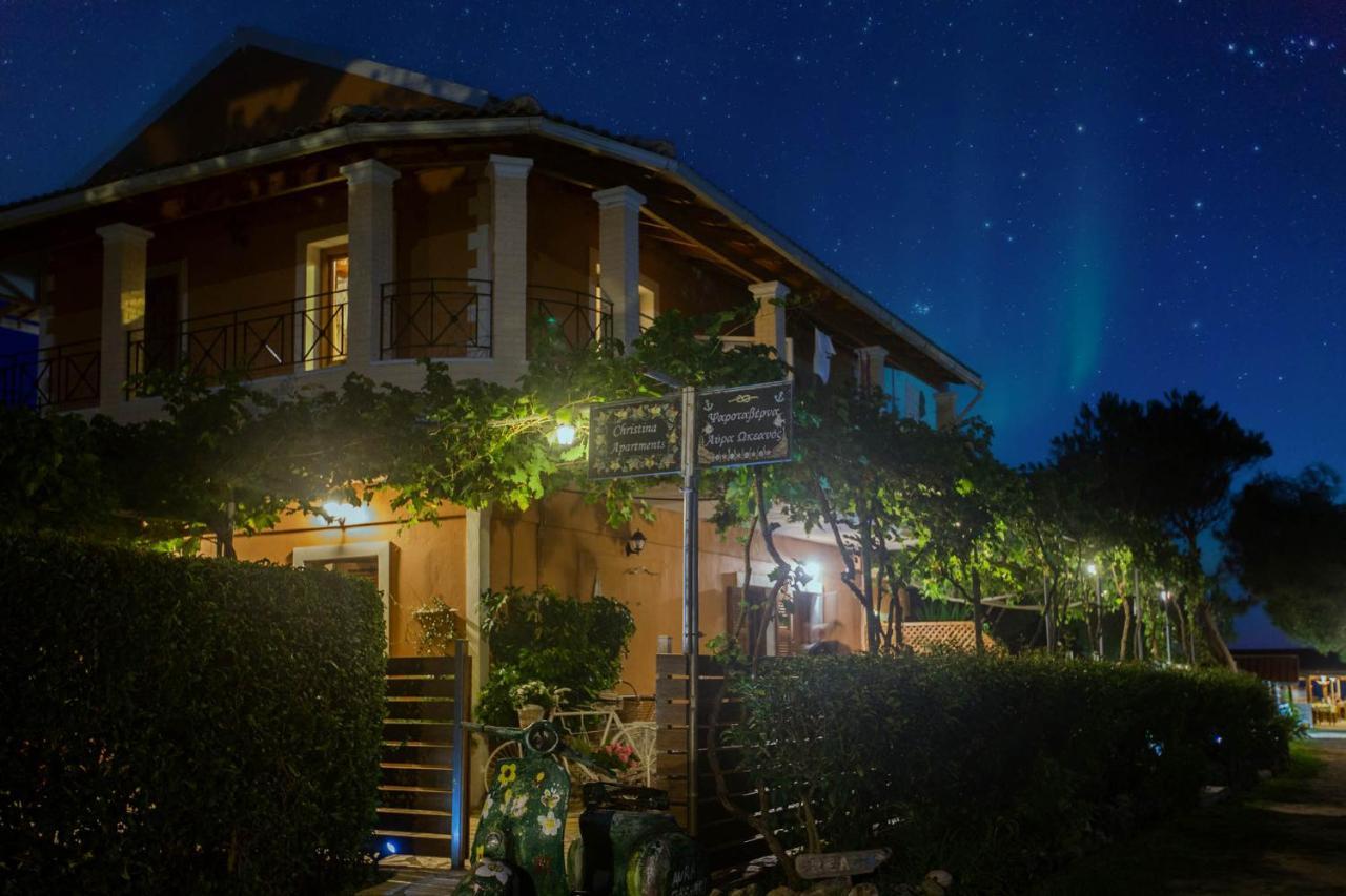 Christinas Lofts Apartment Ágios Matthaíos Екстериор снимка